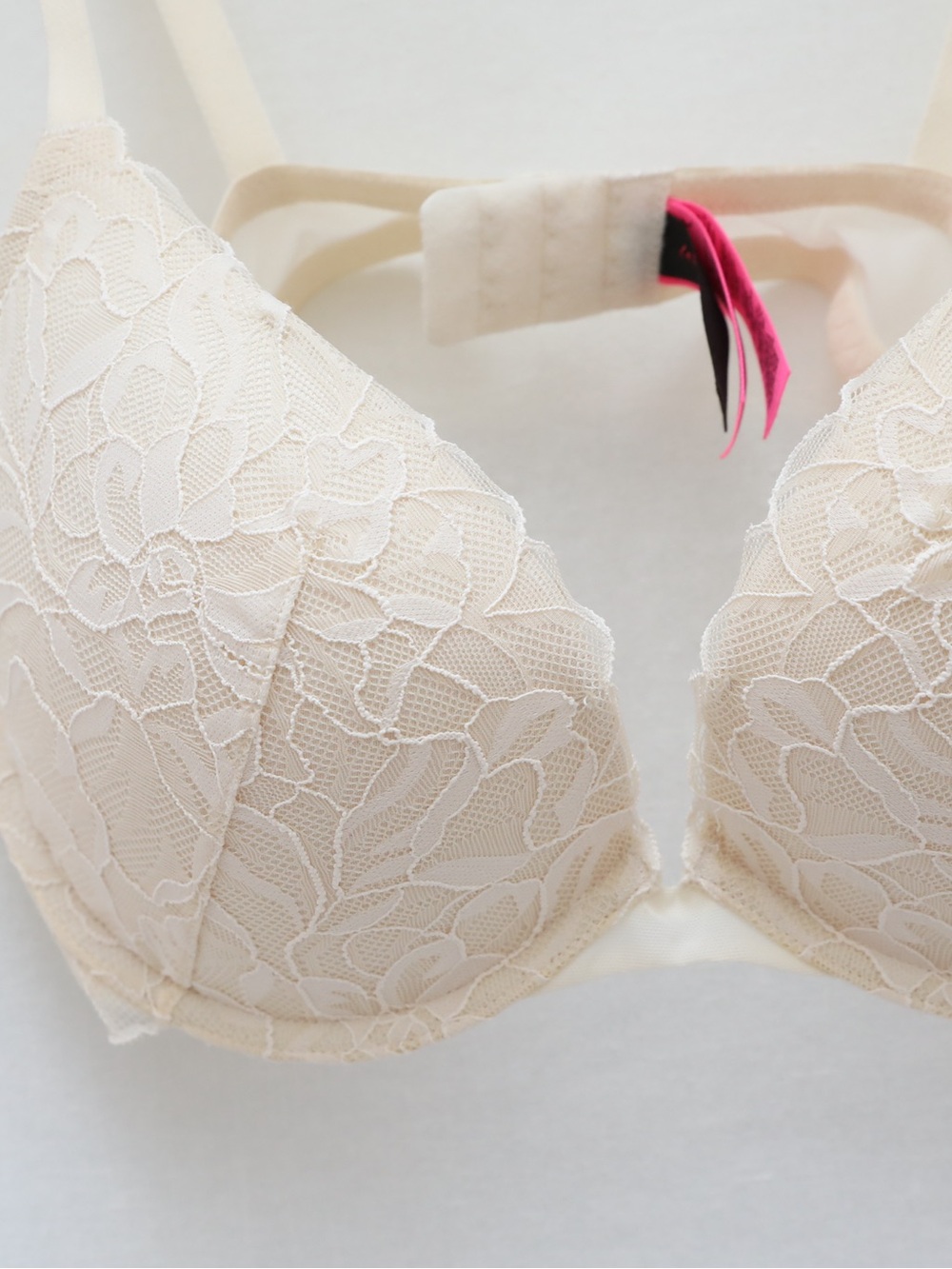 NWOT La Senza Obsession Plunge bra 36C nude beige lace underwear new - Picture 2 of 8